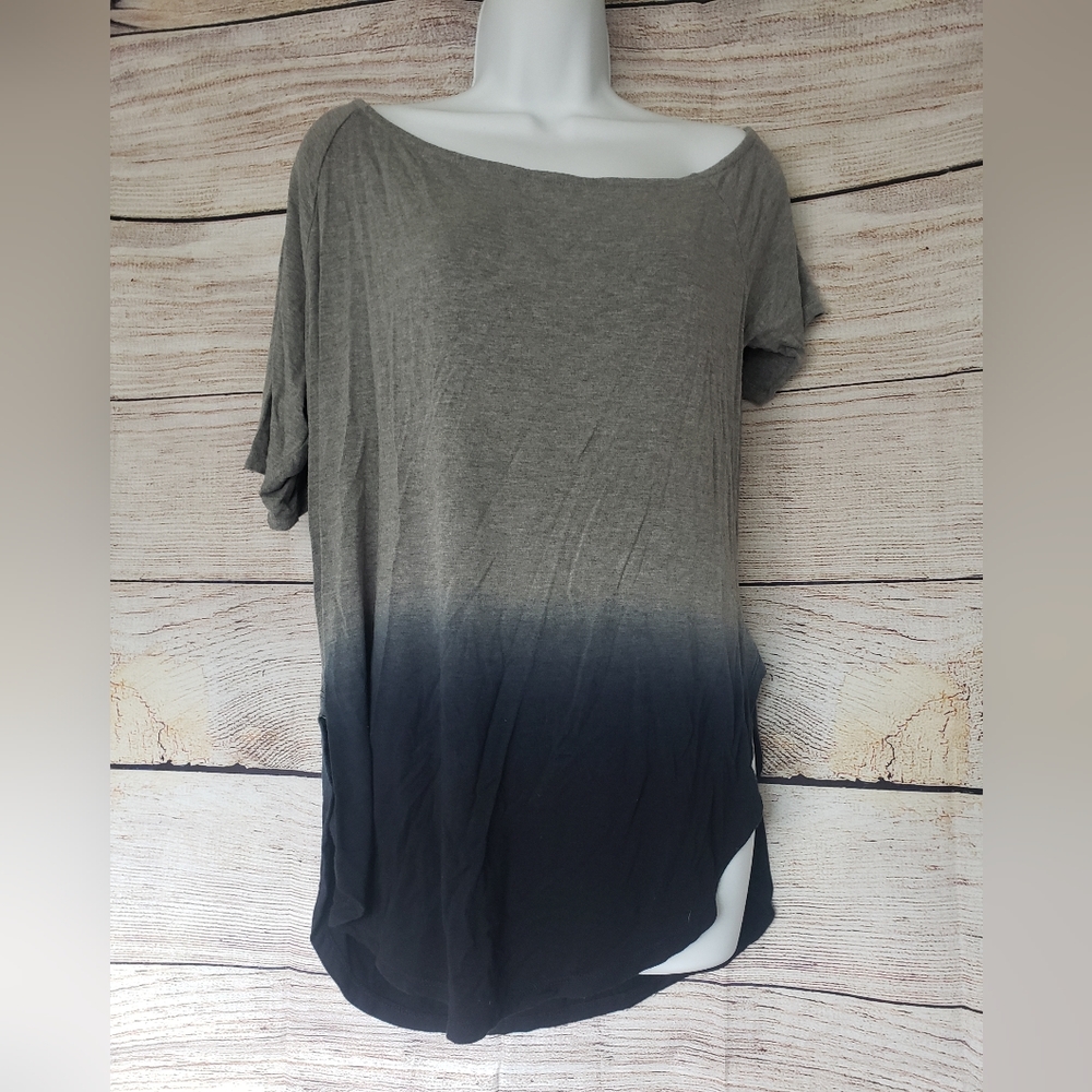 Torrid Dip-dyed Off the Shoulder Tee